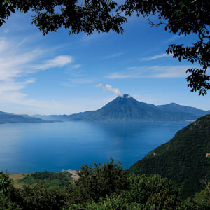 NATURAL WONDERS OF COSTA RICA WITH GUATEMALA GLOBUS